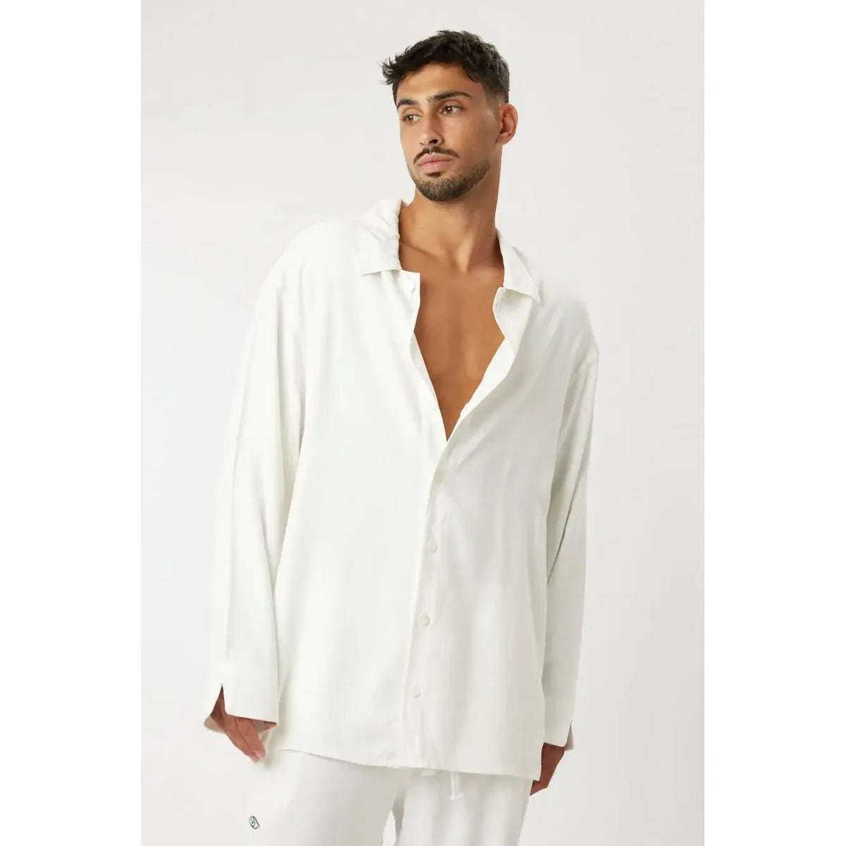LUX Loose Long-Sleeve Button-Up Shirt – White | TFU TFU